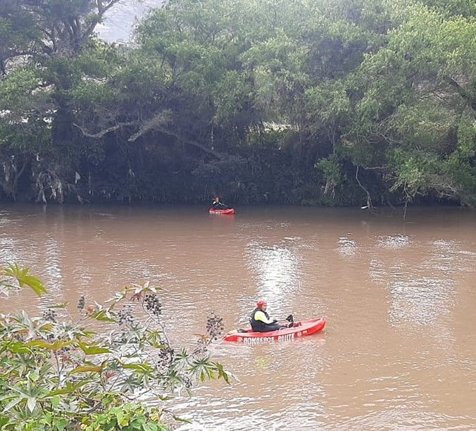 radialvision's tweet photo. #Local | #Sucesos
El domingo 15 de enero, Sergio Coraizaca, de #Ricuarte, #Cuenca cayó al río #Paute intentando recuperar una pelota. Tras la alerta de la desaparición #BomberosPaute iniciaron las labores de búsqueda; hasta el momento no hay resultados
Vía: @NuevoTiempoCue https://t.co/1lrCenxjya