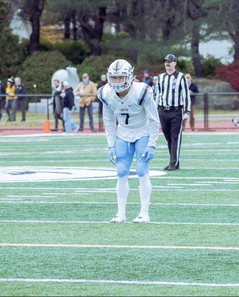 Oliverrevans's tweet photo. After a great talk with @CoachJMann919, I am blessed and excited to receive an offer from Tufts University!🔵🟤 https://t.co/AIOKEDGTJs