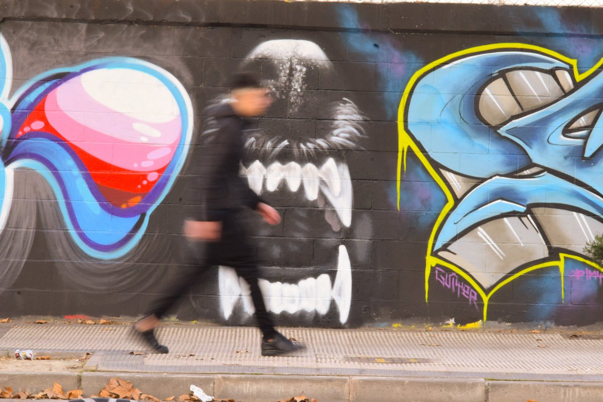 JMDoradoFaces's tweet photo. a barking dog seldom bites #streetart #urbanart #sprayart #graffiti #graffitiart #cityart #wallsonfire #streetphotography #cityscape #colourphotography #outsiderart #artbrut #streetlife #citylife #streetscene #cityscene #paintings #drawings #monikers #Zaragoza #dogs #lowspeed https://t.co/9lyYU9NvAO