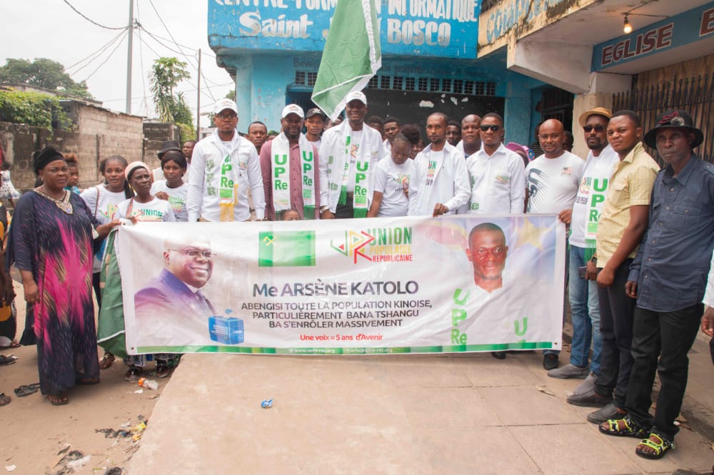 destin_ikami's tweet photo. Il s'est fait enrôler aujourd'hui accompagné de sa base avec une forte mobilisations de son parti politique@UPRe SP Cerveau bleu grand esprit @KatoloLitsha ✌️ https://t.co/po4NcewQCw