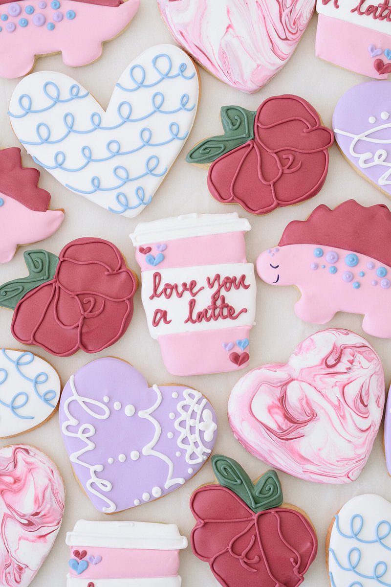 🌺💜 New Valentine’s Day Sugar Cookies are on the site 🌺💜 Submit a preorder request in time for the big day at suarezbakery.com/sugar-cookies