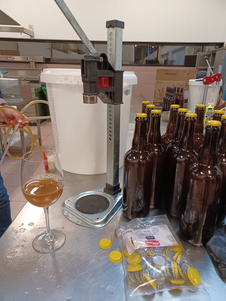 JamieNWilkinson's tweet photo. Belgian #Triple bottled! Now just a few weeks wait for the second fermentation in the bottle before it's ready! #microbrewer https://t.co/ZigX0Wo3BK