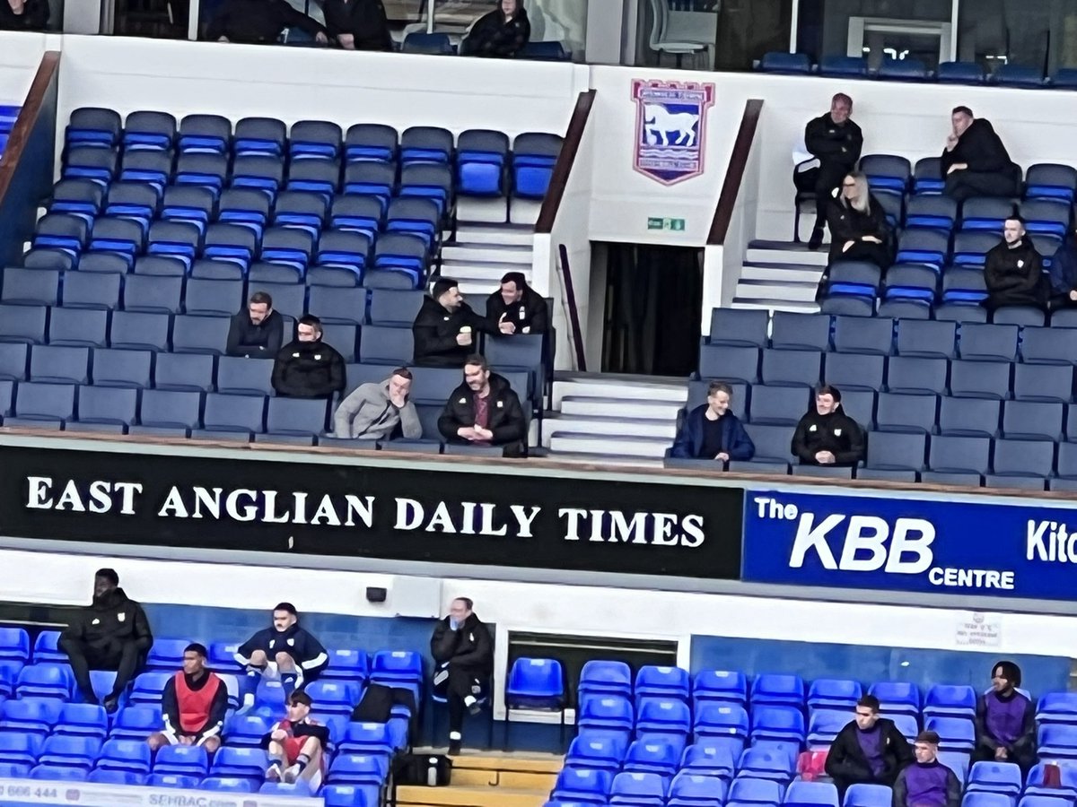 WeScoutUK1's tweet photo. We were at a freezing Portman road stadium tonight to watch @IpswichTown U18 v @NFFC U18 in the @FAYouthCup1415 watching five home players that we have scouted into the club over the years won on penalties now a mouth watering home tie v @LFC @TheLFCAcademy #FAYouthCup https://t.co/pzP8bQbbqX