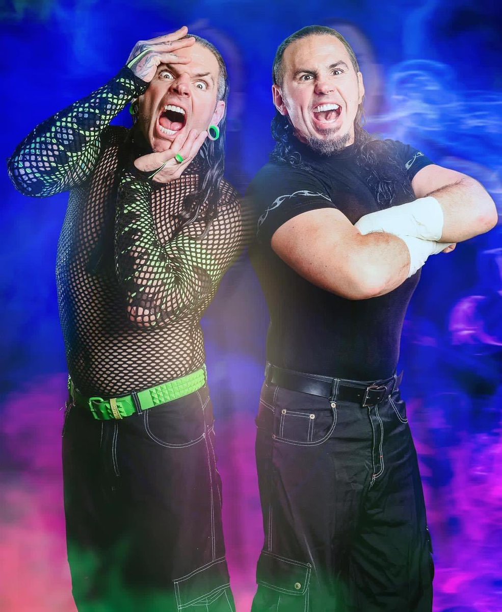 HardyPrincess85's tweet photo. Imagine if the hardy boyz did their own fan cruise! That would be the fastest selling cruise in the history of cruises because it’s the hardy boyz PERIOD😝I would hope to be the first to book if ever such a thing was to happen💜💜🤓🤓 #matthardy #jeffhardy #hardyboyz #thehardyz https://t.co/OrjBjJunbG