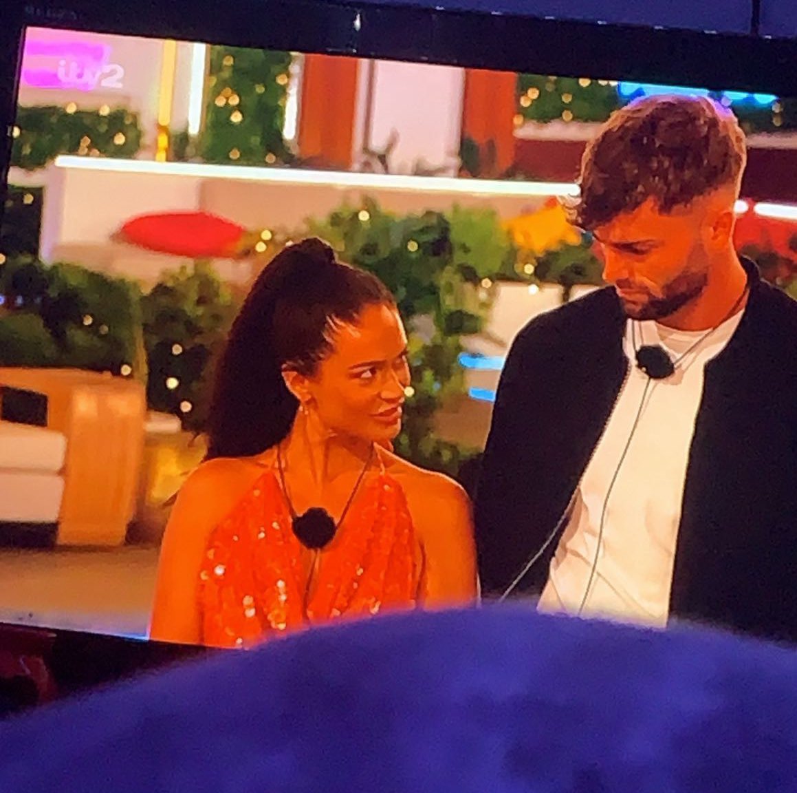 abbeylxwe's tweet photo. she said. SIDE EYEEEEE LMFAO
#LoveIsland https://t.co/vEOTmQzKnE