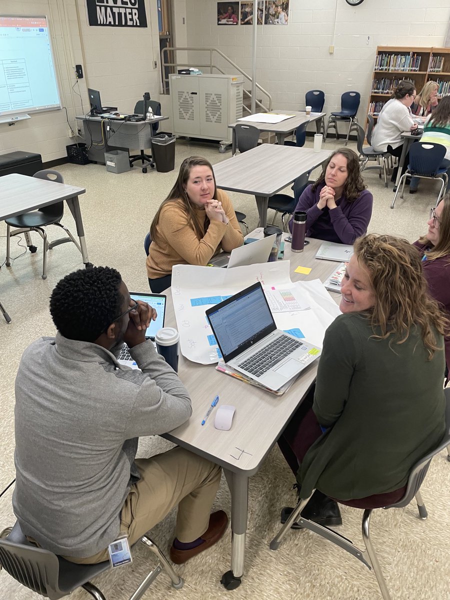 ChrisTruffer65's tweet photo. Great dialogue and action planning (both short and long term) at the ⁦@CroftonMSAACPS⁩ School Improvement Team session this morning! ⁦@AACountySchools⁩ #AACPSAwesome https://t.co/aVAdVgVerV