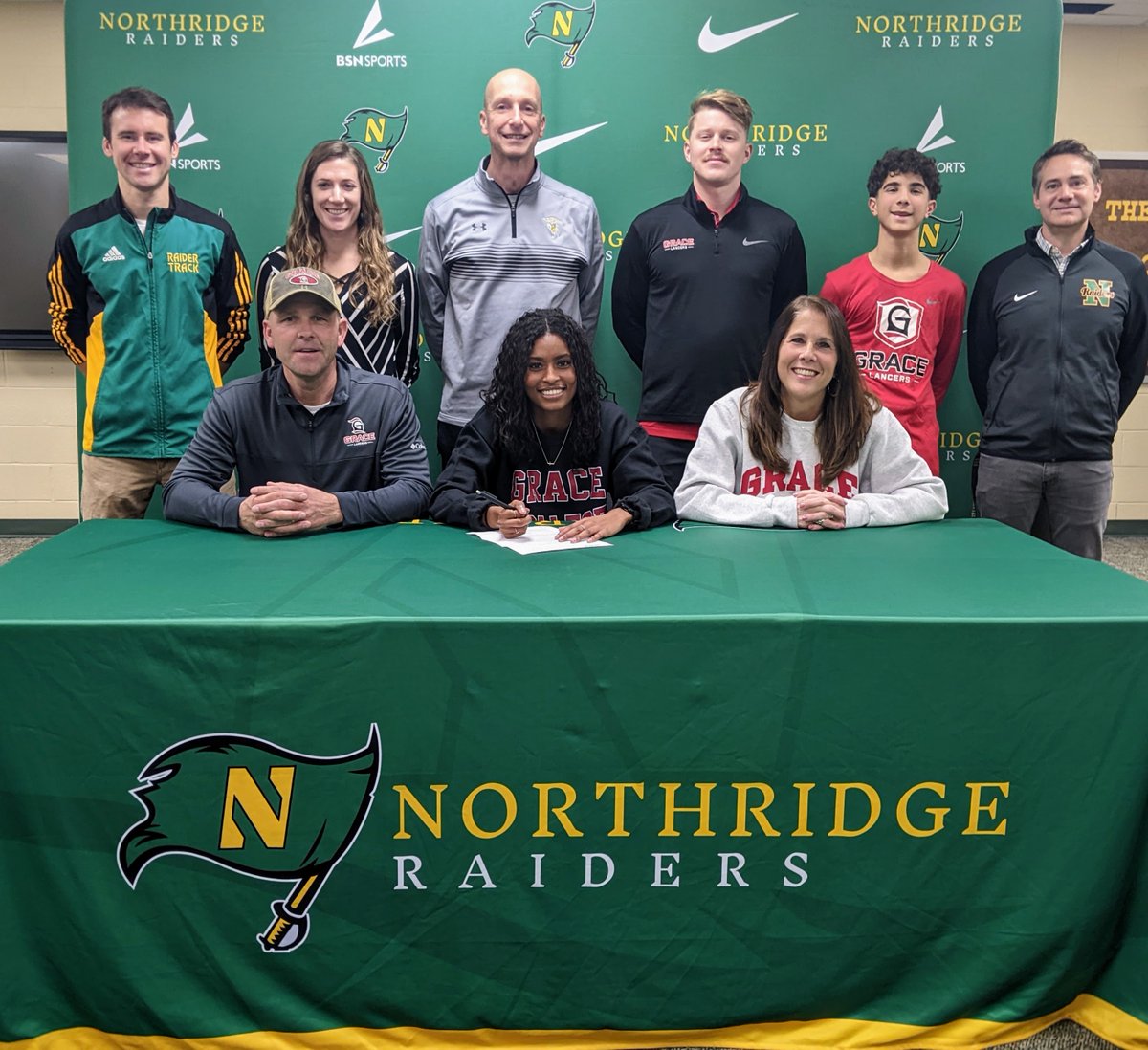 COLLEGE SIGNING✍🏿

Tame Baylis🔰 
🏃🏿‍♀️Women's Cross Country &amp; Track
📍Grace College
#NextLevelRaider

🔗sites.google.com/mcsin-k12.org/…