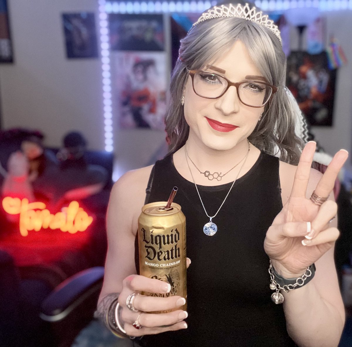 AliTheTomatoxo's tweet photo. Link in comments!

Tomato-In-A-Tiara-Tuesday -  We're back with Returnal! Lets go! #Peer2Peer #Returnal #TransGirlGaming #LiquidDeath #GirlGamer #TiaraTuesday #TransIsBeautiful https://t.co/BHdcr2soYF