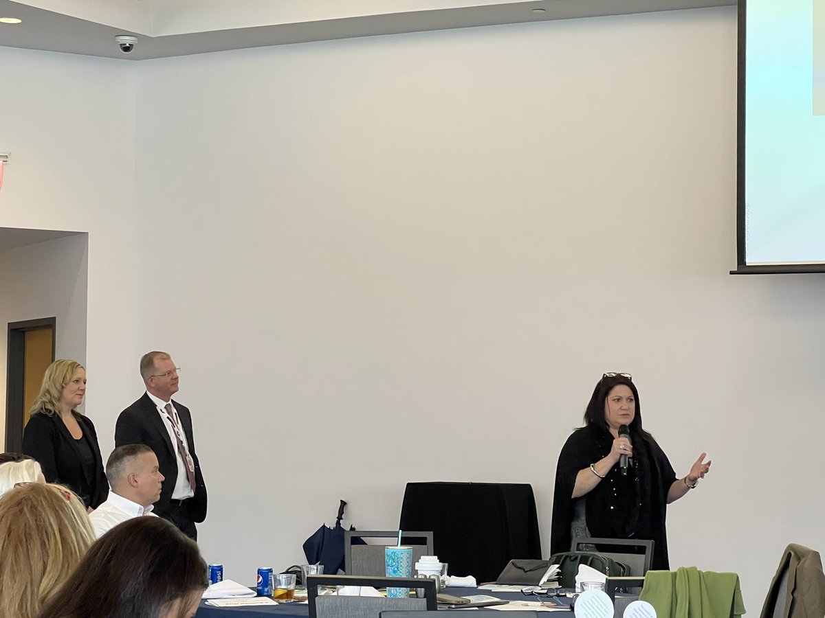 PrincipalGeist's tweet photo. Such an energizing , uplifting session hearing about the #WorldOfWork from superintendents at #SouthFayette, #ElizabethForward, #Avonworth, and #DuquesneCity! Looking forward to this work! @DrMiller710 @JeffHadleyEdD @DukesSupINT @keithkonyk #SFLionPride https://t.co/y1vVo6UOzg