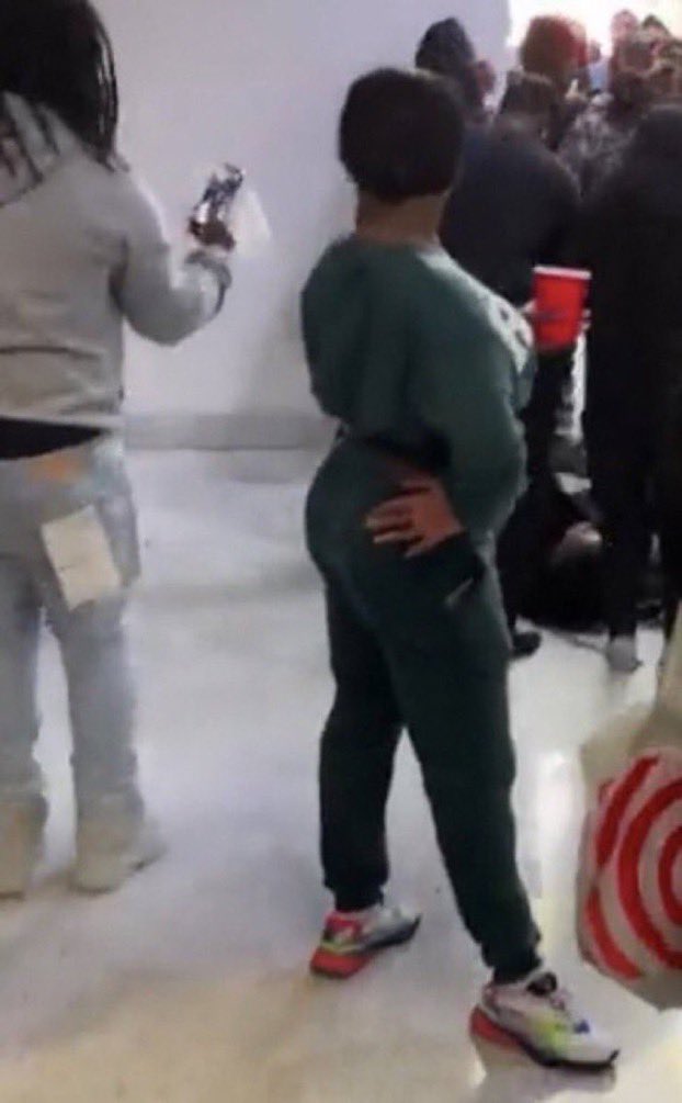 Danez_Smif's tweet image. You, Mimi Imfirst, Mimi Imfirst was number third in the voting? I could NOT believe it.