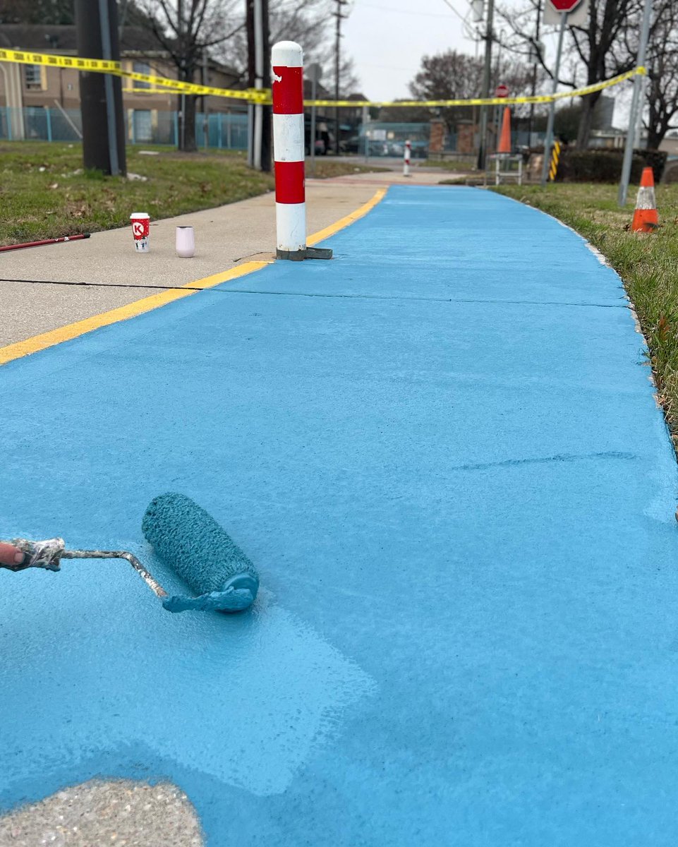 Turtle Murals Under Construction! Soon, vibrant, colorful bayou wildlife scenes will adorn Greens Bayou Trail at Greens Road and Imperial Valley Drive. North Houston District is expanding our Public Art Program with UP Art Studio. 
#community #art #trails #turtles #comingsoon