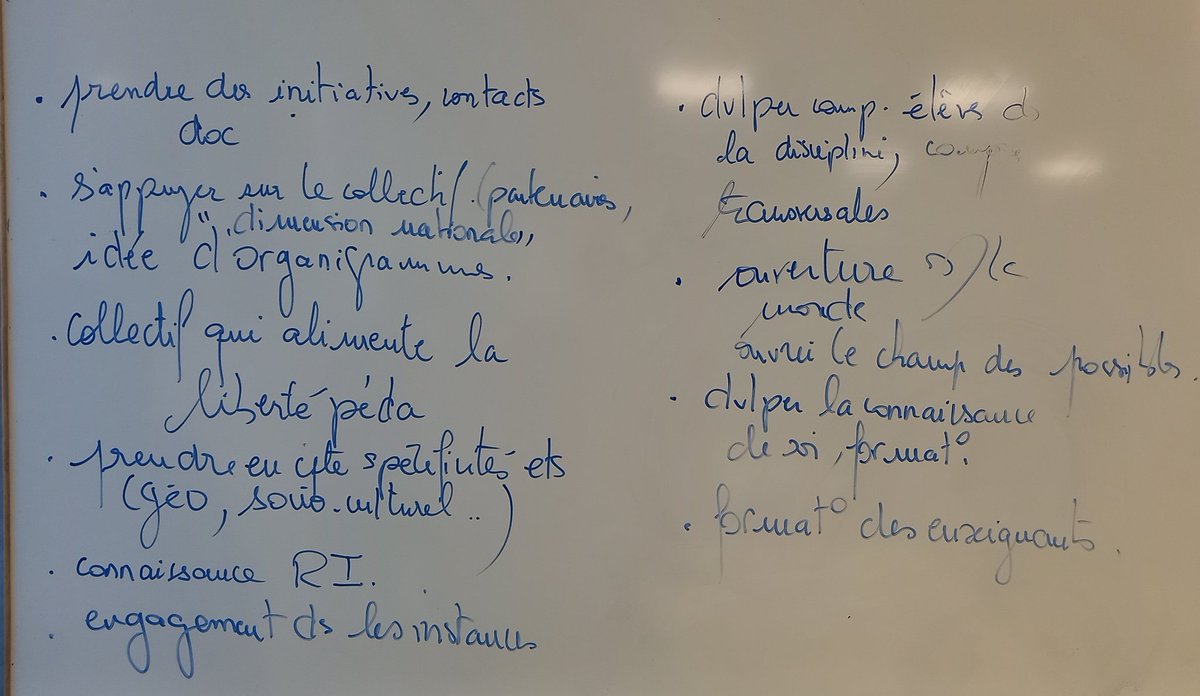 FiletPierre's tweet photo. "S'appuyer sur le collectif pour alimenter sa liberté pédagogique ; Une école qui fait rêver les gamins ; ouvrir leur champ des possibles" : belles conclusions des profs FSTG 18h de @acbesancon en fin de journée de formation " environnement pro". Relève assurée 😊🙏👏 https://t.co/owNPe1Dj8o