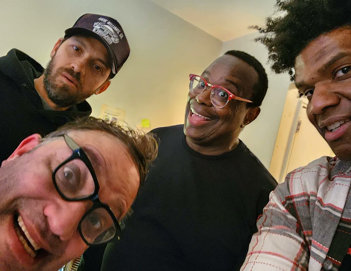 AI_PN_OFFICIAL's tweet photo. Just another day on set with my fellow Jabronis proving that even in a prequel, @00PN00 is still the main event! #PNBRAND #JabroniToChamp #PrequelGoals #pnandfriends #pnnfts #pnuniverse #pnisawesome
@MONTIKILLA
@DavidVoice2
@JoeLewisdixon
@CdrPictures
@MNagin https://t.co/UUcEQDjFo4