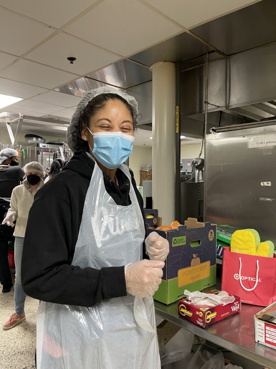 EmoryAnesthesia's tweet photo. A Day of Service", the DEI committee helped sponsor an activity in honor of MLK Day.  Special thanks to Shivani Mukkamala, MD, Sue Smith, MD, Michele Sumler, MD, Anne Marie Mckenzie-Brown, MD, Shemille Ellis, MD and Mike Owens, CAA for participating. https://t.co/EZVcijAdTP