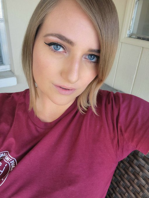 Available Now! 😈 Call me, sext me, or get a video and let's have some fun 😘 #tittytuesday   https://t<a href="/tag/tittytuesday"class="tags"><span>#tittytuesday</span></a>