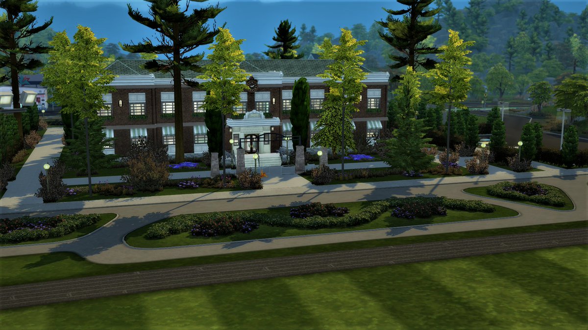 simprehend's tweet photo. My first build in maybe SIX months is done and up on my gallery!? Copperdale High! #ShowUsYourBuilds #sims4 #thesims #sims #thesims4 #simsbuild #copperdale #sims4highschoolyears https://t.co/z9PLOajgUx