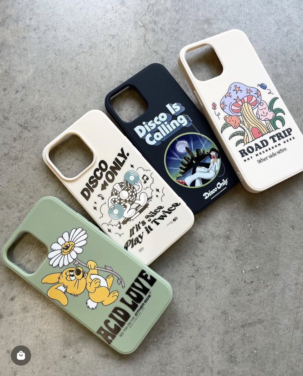 unikclothingltd's tweet image. Shall we GIVEAWAY some of our phone cases??

Retweet this with your phone type / size and we’ll give away 5 to random people who do.

Belting DISCO ONLY &amp;amp; Acid Love there, only £15 too at unikclothing.co.uk/collections/ph…