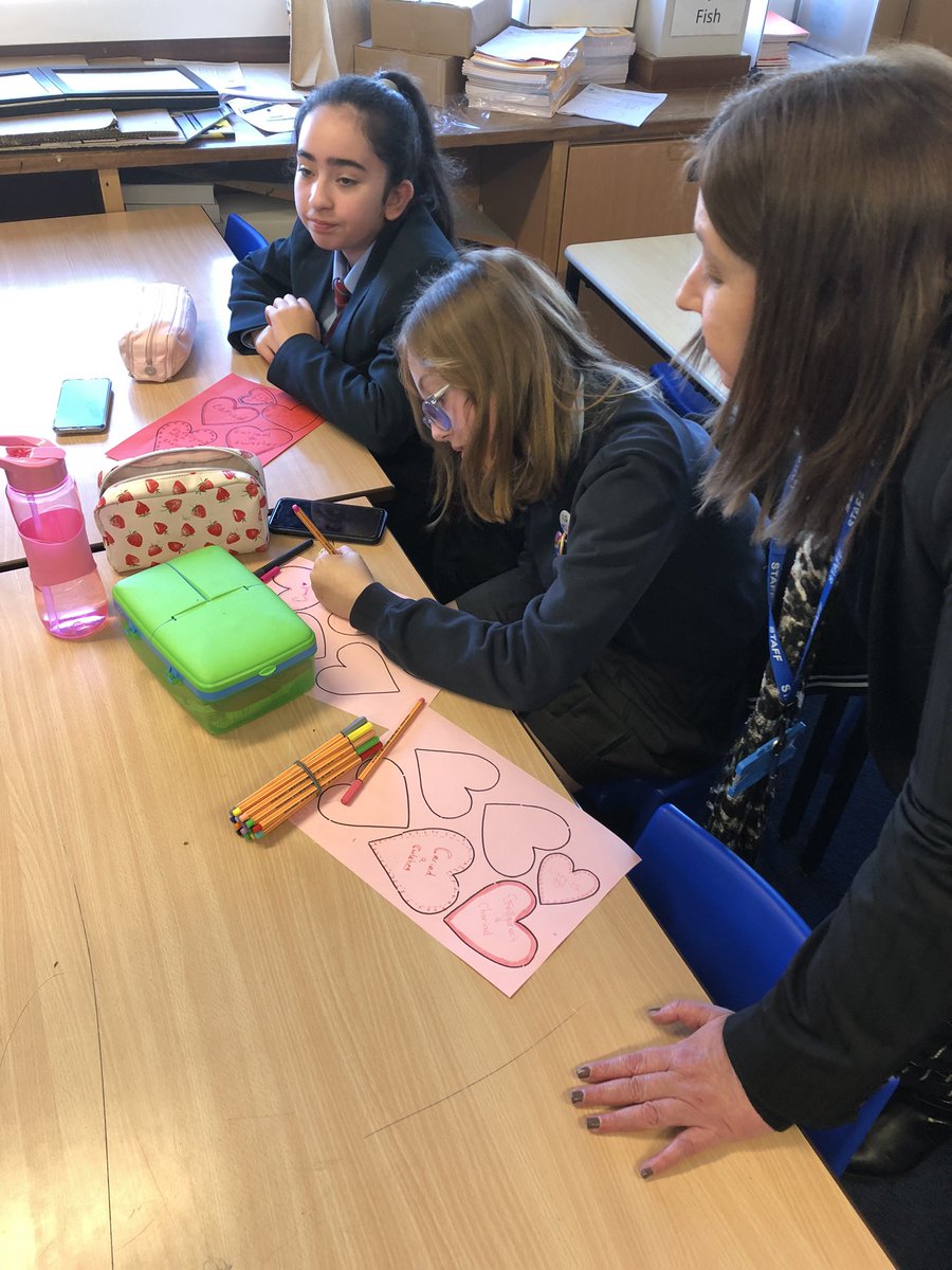 CaerleonComp's tweet photo. Yr8 craft club preparing for St Dwynwen's Day. Mrs Morgan, Head of Year 8 popped in to see the creativity. #craft #mrmeredith #craftclub #wellbeing #StDwynwen #creativecontributor #CfW @sewalesEAS #maximisingpotential https://t.co/cSmPaFRMzl