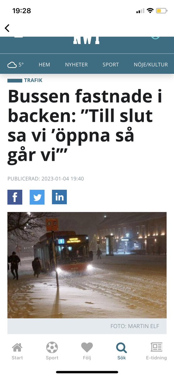Haffling's tweet photo. Det snöar i Karlstad igen. Ni kommer ihåg vad som hände förra gången… https://t.co/G3D4OhuKJH