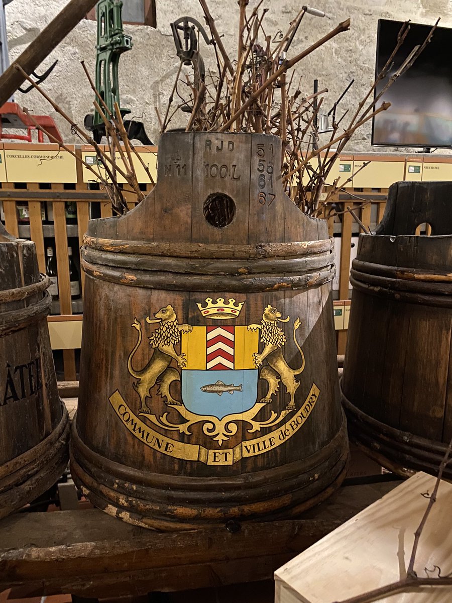 BendeCerjat's tweet image. Don’t miss a chance to visit #Boudry and its majestic castle with its Vine and Wine Museum. It is also home to #Neuchâtel wine centre where you can sample the canton’s finest vintages.
-&amp;gt; chateaudeboudry.ch @Jura3Lakes