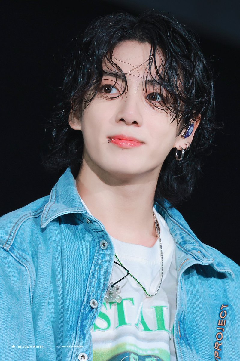 오늘의 BGM 🎵
애매한 사이

정구가 보고싶..... 뿌앵 😭

ㅈㄱㅇㄴ ㅂㄹㅇㅁㄲ 💋💋💋

I vote #LeftandRight  for #BestMusicVideo at the #iHeartAwards