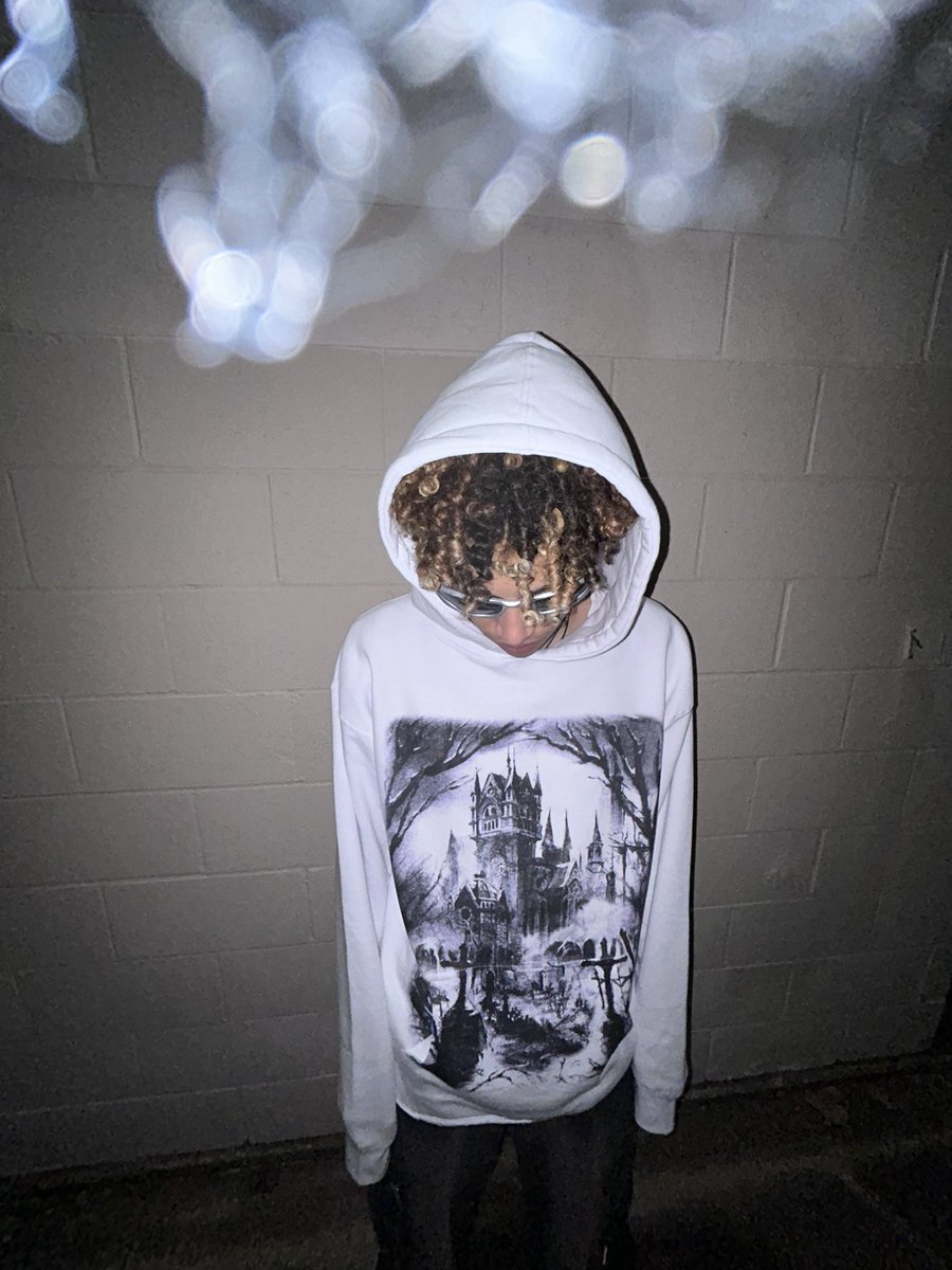 kyreedayy's tweet photo. Online now.
https://t.co/gYkLHLDKdM https://t.co/DA5YlI7Wvh