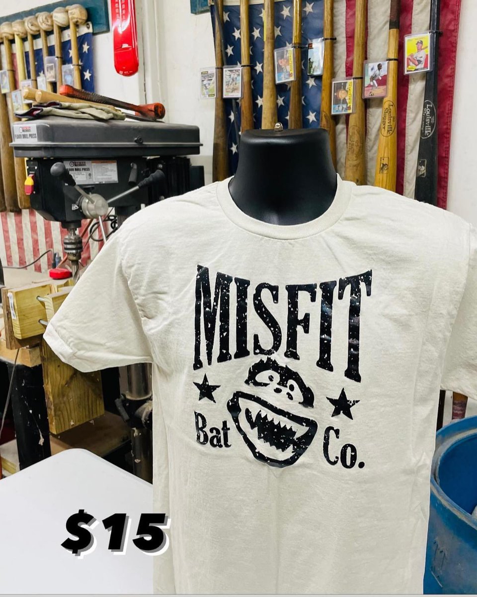 MisfitBatCo's tweet photo. PM me if anyone is interested in some new shirts from Misfit Bat Co. From Adult Small to XL in the Hoodies and up to 2XL in the shirts. https://t.co/fHijoGXcZw