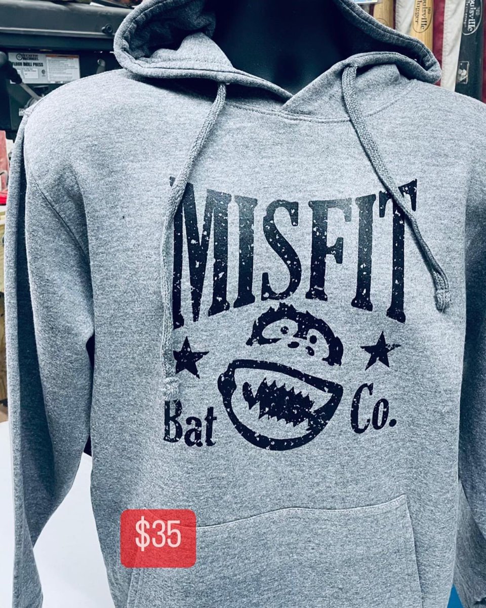 MisfitBatCo's tweet photo. PM me if anyone is interested in some new shirts from Misfit Bat Co. From Adult Small to XL in the Hoodies and up to 2XL in the shirts. https://t.co/fHijoGXcZw