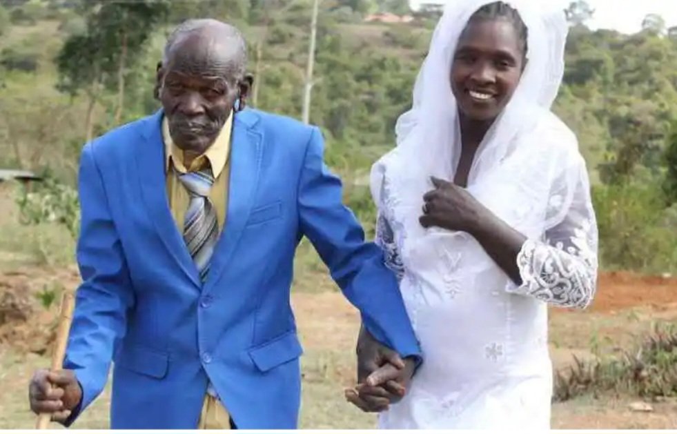 madamaproko's tweet photo. 99-year-old Man Don Marry His Girlfriend, After 20 Years Wey Dem Date https://t.co/94FViBiILX via @madamaproko https://t.co/HnQNOj8yts