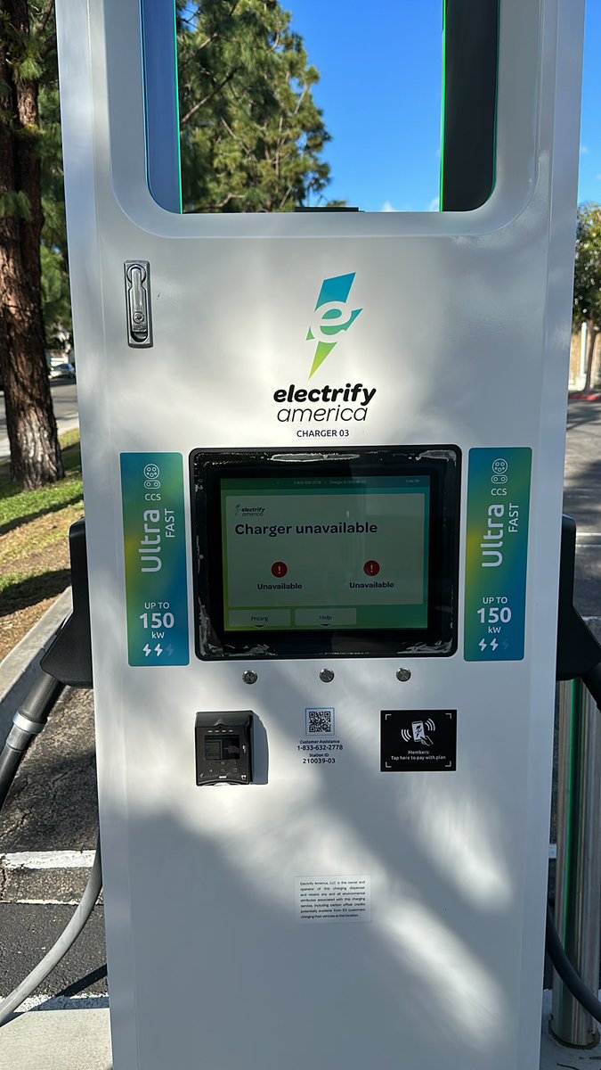 luckydwg's tweet photo. @RateYourCharge EA Vista medical center CA station ID 210039-02 max power reduced. And stall 3 is unavailable https://t.co/oZ9LuYaxAy