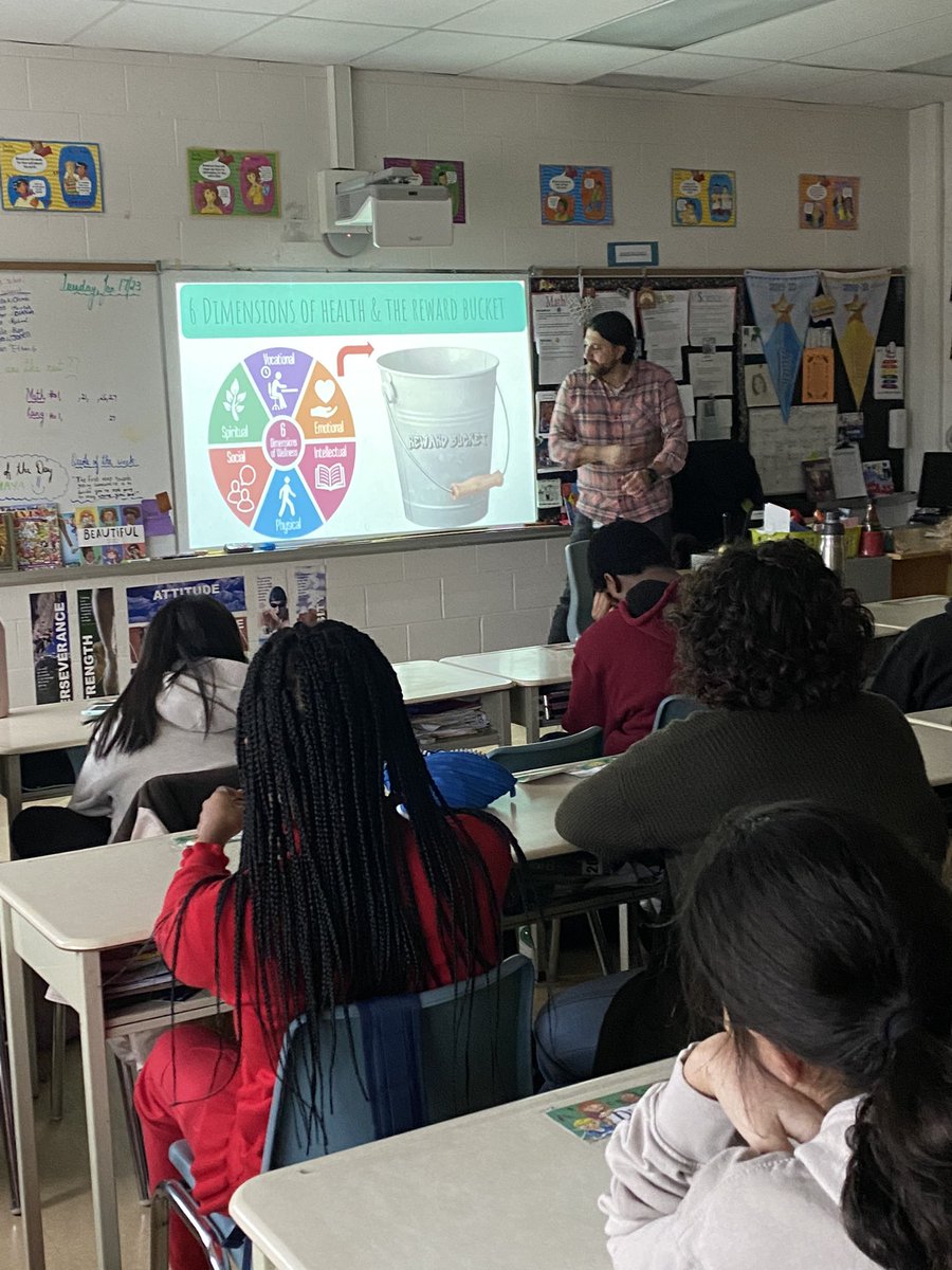 Thank you <a href="/jeffsfairchild/">Jeff Smith</a> CYW <a href="/DPCDSBSchools/">Dufferin-Peel Catholic District School Board</a> for visiting our classroom today <a href="/McGivneyDPCDSB/">Blessed Michael J. McGivney Catholic School</a> and for giving us further insight into the 6 Dimensions of Health and the Reward Bucket! #McGivneyKnights
