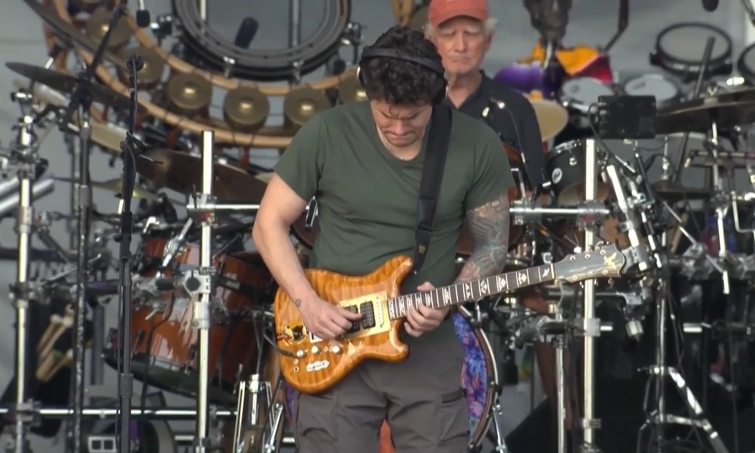 Terrapin_Nation's tweet photo. Dead &amp; Company
1/17 Set 1
Riviera Cancun, Mexico

Cold Rain &amp; Snow
Cassidy
High Time
Mississippi Half-Step Uptown Toodleloo
Sugaree
The Wheel
New Speedway Boogie
 
#PlayingInTheSand #CouchTour #DeadAndCompany #LivingTheGoodLife https://t.co/wVkrw82m1E