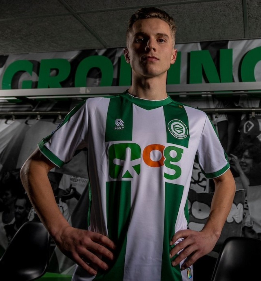 gols24hrs's tweet image. 🇳🇱🎙️FC #Groningen anunciou a contratação do meio campo Aimar Sher, por empréstimo do #Spezia Calcio. E também o meio-campista Johan Hove, ex #Strømsgodset.