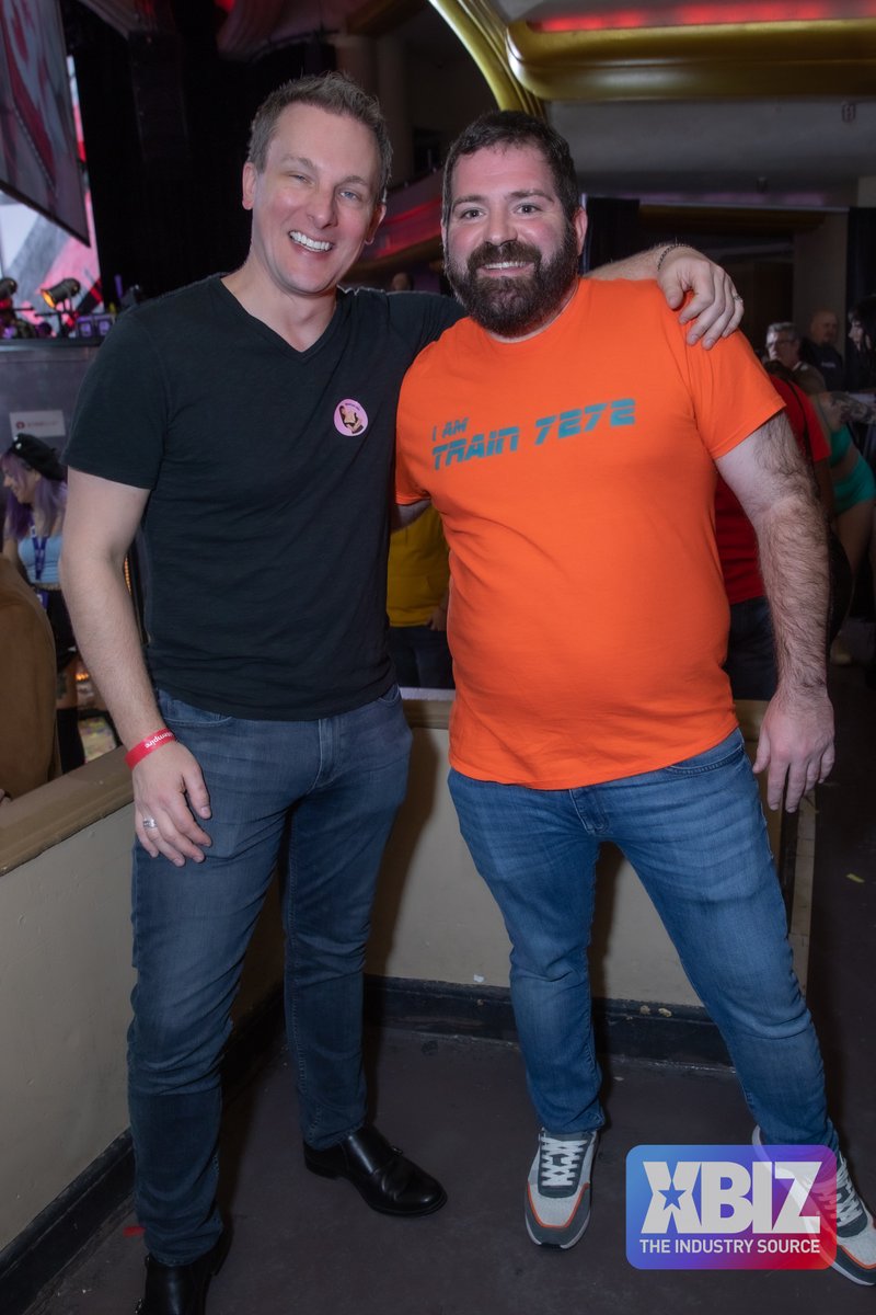 industrybyrick's tweet photo. Here are the rest of eXpo Day 1. @XBIZ 1-13-23 https://t.co/29lWG3M7l5