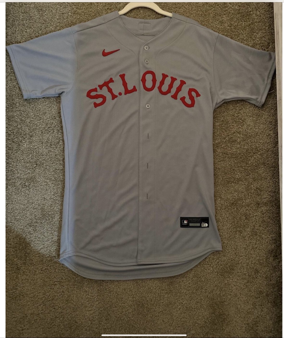 Bryan Gibson on X: ⁦@UniWatch⁩ ⁦@sportslogosnet⁩ Have we seen these yet?  St. Louis Cardinals Field Of Dreams Authentic Jersey This jersey is Team  Issued, and was to be worn at the 2020