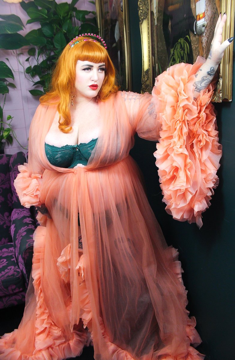 teerwayde's tweet photo. New post featuring the amazing @DitaVonTeese lingerie collection! https://t.co/AEhU1rMtQ5 https://t.co/TnN2V2hkNo