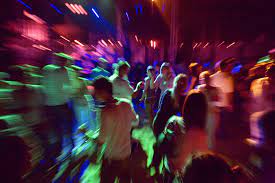 atiliolanus's tweet photo. #DISCO #LACASONA #DUEÑO #ATILIOAMADO #BOLICHE EN #LANUS #CASOFAMOSO #INFORME DE #INVESTIGACION #LANACION #DEUNA y #ALPIE #NOCHESMAGICAS #Lanus https://t.co/fJb5CLIhge
