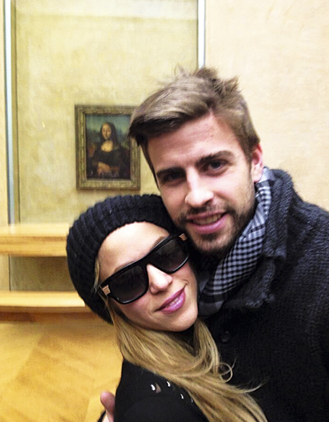 👁 Ojo, incluso #ShakirayPiqué tienen un selfie junto a la Gioconda. Clara-mente no pudieron resistirse a hacerlo, una lástima que esto ya no les sal-pique a los museos.😉

¡Te animamos a subir tu #selfie en tu museo favorito! 💙