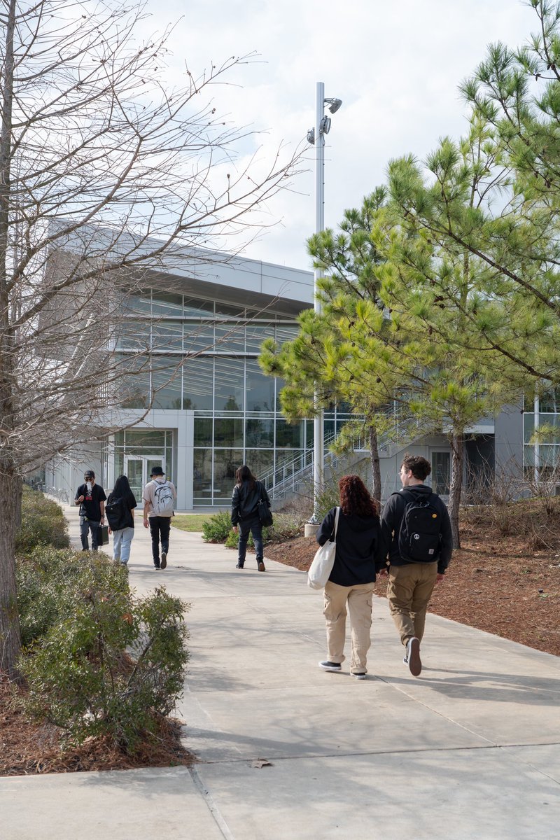 LSCCyFair's tweet photo. Welcome back, Falcons! Hope you have a great start to your Spring semester! #lsccyfair #2023 https://t.co/LgVKgx0jUG
