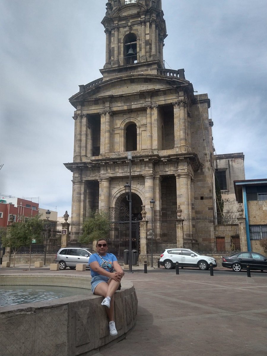 ArcePina's tweet photo. ¡Ay Jalisco, no te rajes! 🤠🎺 https://t.co/AF321O1RtI