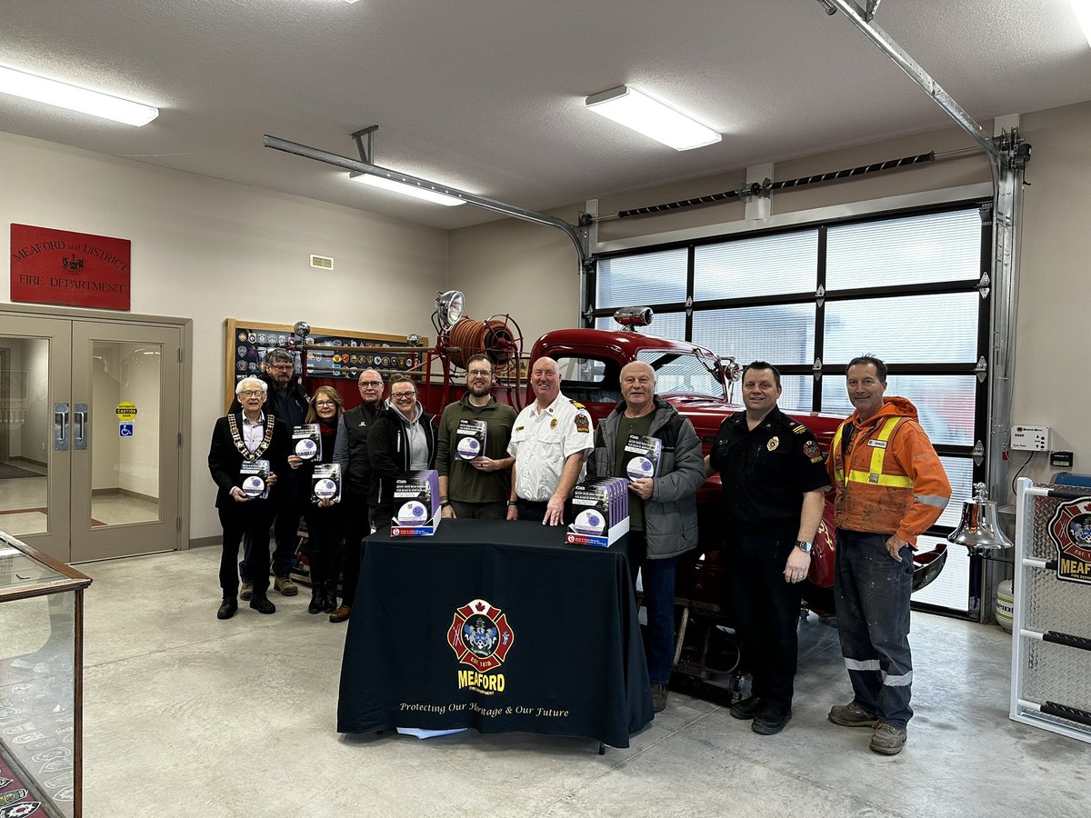 Today this happened in Meaford… Meaford was successful in receiving 180 smokes/CO detectors a value of $10,700 through Safe Community Project assist, a program with the Fire Marshal’s Public Safety Council, and Enbridge gas! Thank you Enbridge! @enbridgegas #ENBfuelingfutures