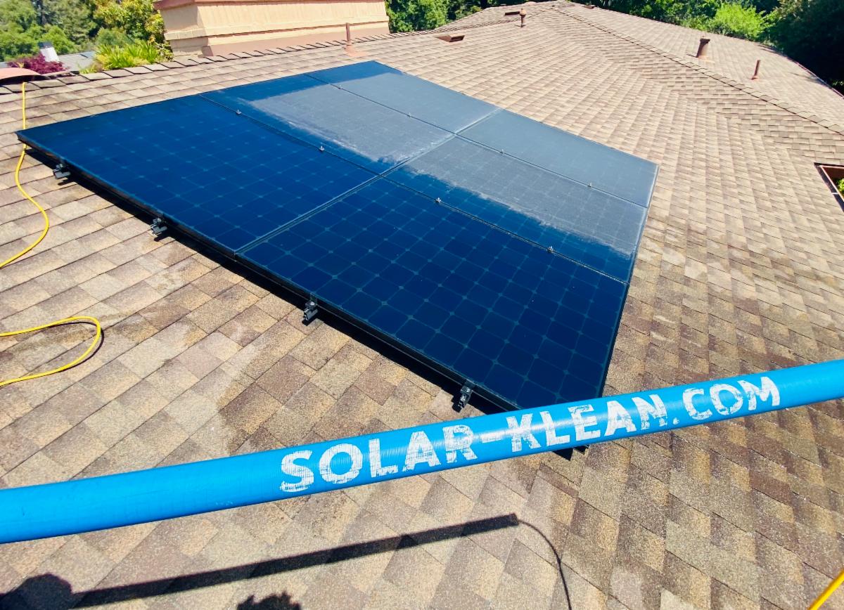 solarklean's tweet photo. Keep your solar panels clean and increase their efficiency with Solar-Klean! Click the link in our bio for a free consultation. https://t.co/YVndbLvzht