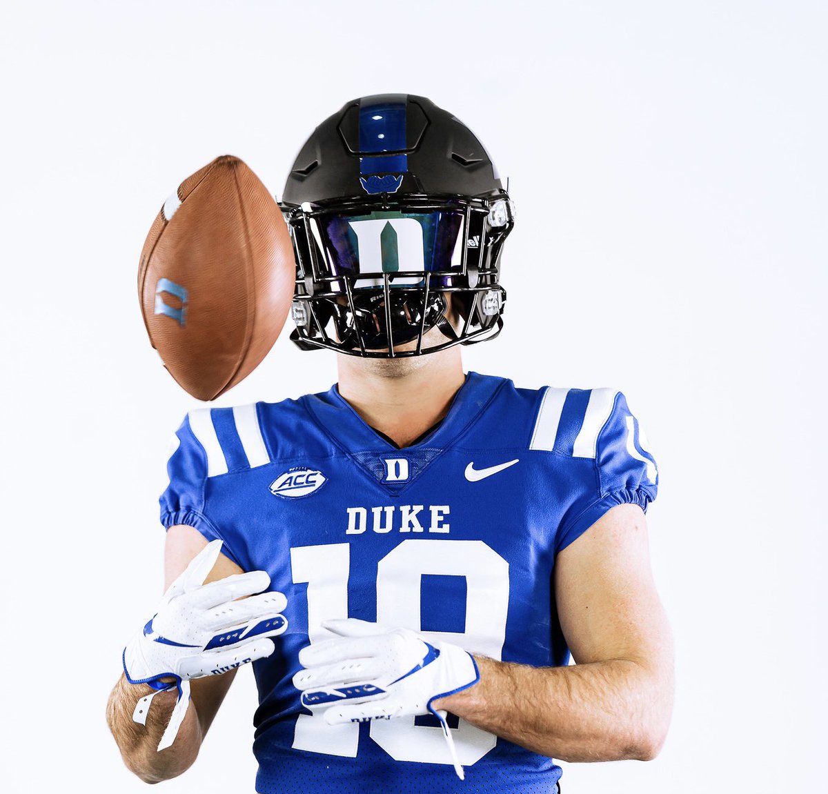 Hayes Sutton (@hayes_sutt9n) on Twitter photo Had a great time visiting this past weekend and am thankful to receive an opportunity to play for <a href="/DukeFOOTBALL/">Duke Football</a> @DerekMillerDuke <a href="/ShaunCookFB/">Shaun Cook</a> <a href="/kjfbcoach/">Kevin Johns</a> Had a great time visiting this past weekend and am thankful to receive an opportunity to play for <a href="/DukeFOOTBALL/">Duke Football</a> @DerekMillerDuke <a href="/ShaunCookFB/">Shaun Cook</a> <a href="/kjfbcoach/">Kevin Johns</a>