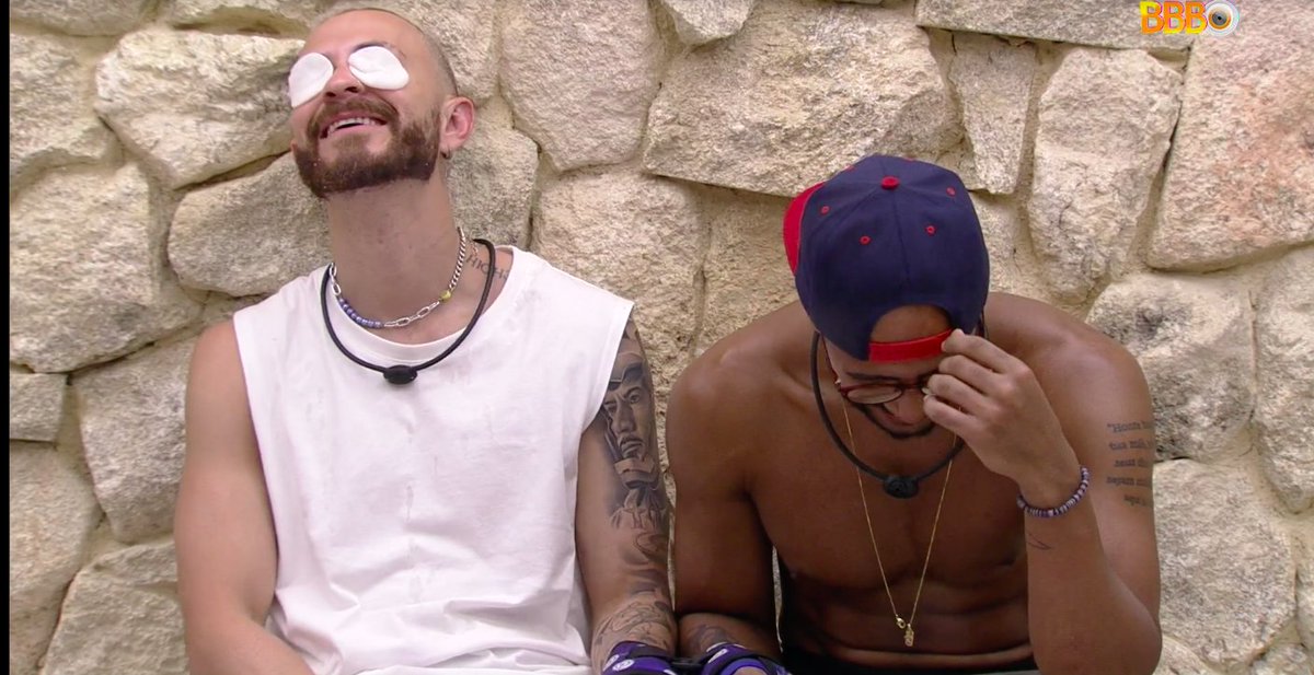 Fred Boco Roso e Ricardo dizendo que os caras de lá são todos grandões ...