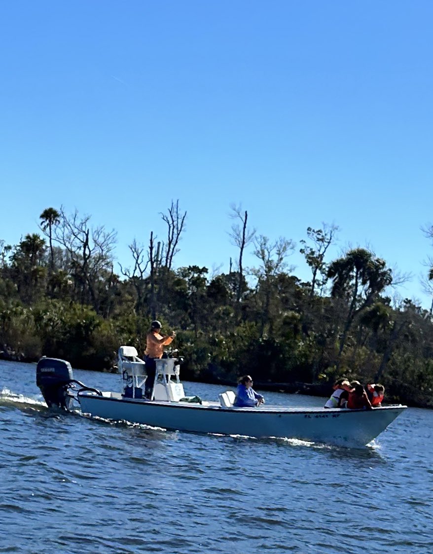 Kelly Zoucha tweet media