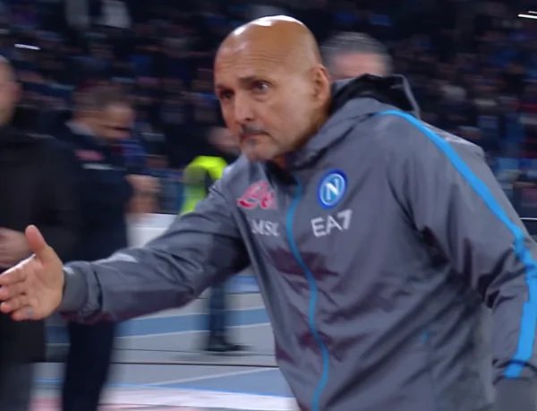 FmtecysXwAA9cm9?format=jpg&name=small