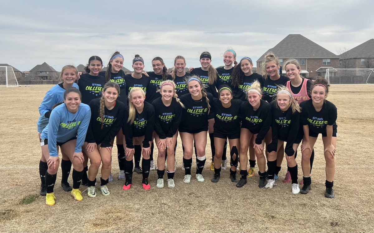 MadisynMarchesi's tweet photo. Thank You Sting Soccer Club @StingSoccerClub and @MarcusKelcher for a Great College ID Camp! 
Thank You to the Amazing Coaches who ran our sessions and all the coaches that came out to watch! @Coach_Higgi @BlairQuinn75 @Jason_Green22 @hamilj04 @goughy23 @Brunner2Aaron https://t.co/li5zX6gDPj