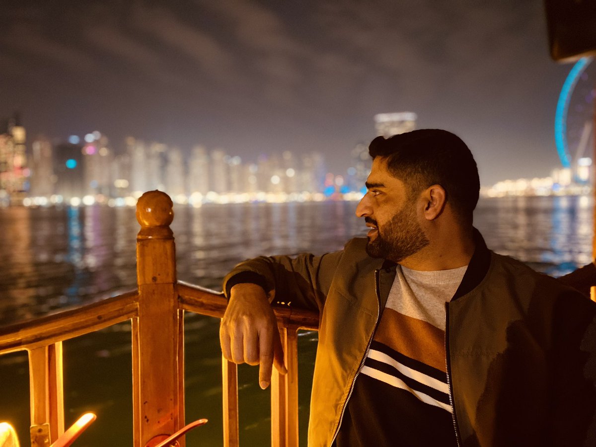 Dubai Marina Dhow Cruise 🚢 ❤️🧿🇦🇪
#dubaimarina #dhowcruisedubai 
#bellydance #fireshow 
#dubaidesertsafari #holidays 
#dubai🇦🇪 #unitedarabemirates