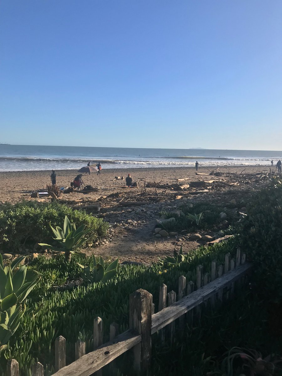 LoriLevin's tweet photo. Work hard, play hard #californiadreaming #escapefromchicago https://t.co/pA601ZA1Aw