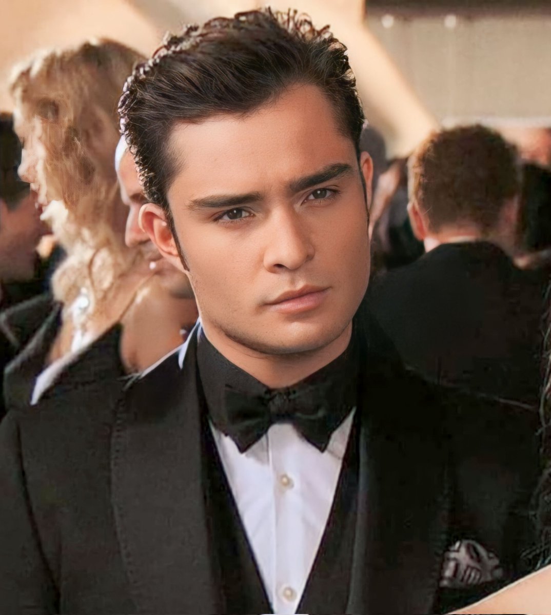 gg_scene's tweet photo. Como no me iba a gustar gossip girl https://t.co/5fO7qrmJIL